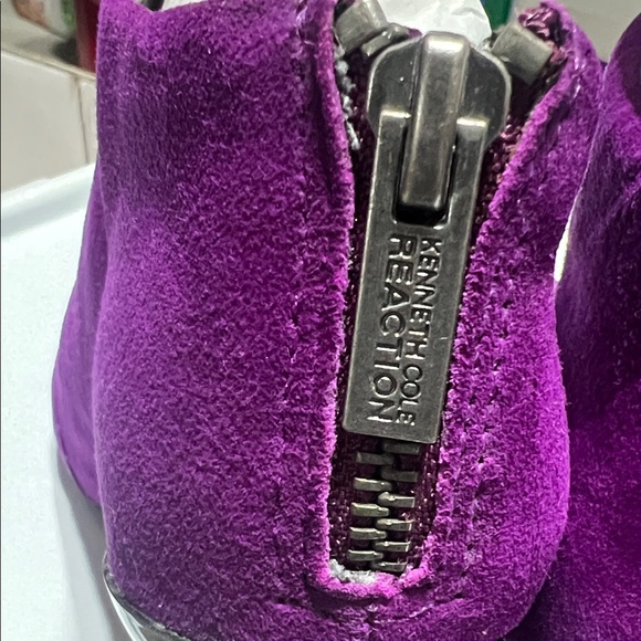 Reaction Kenneth Cole Vibrant Purple Heeled Boots - Picture 6 of 14